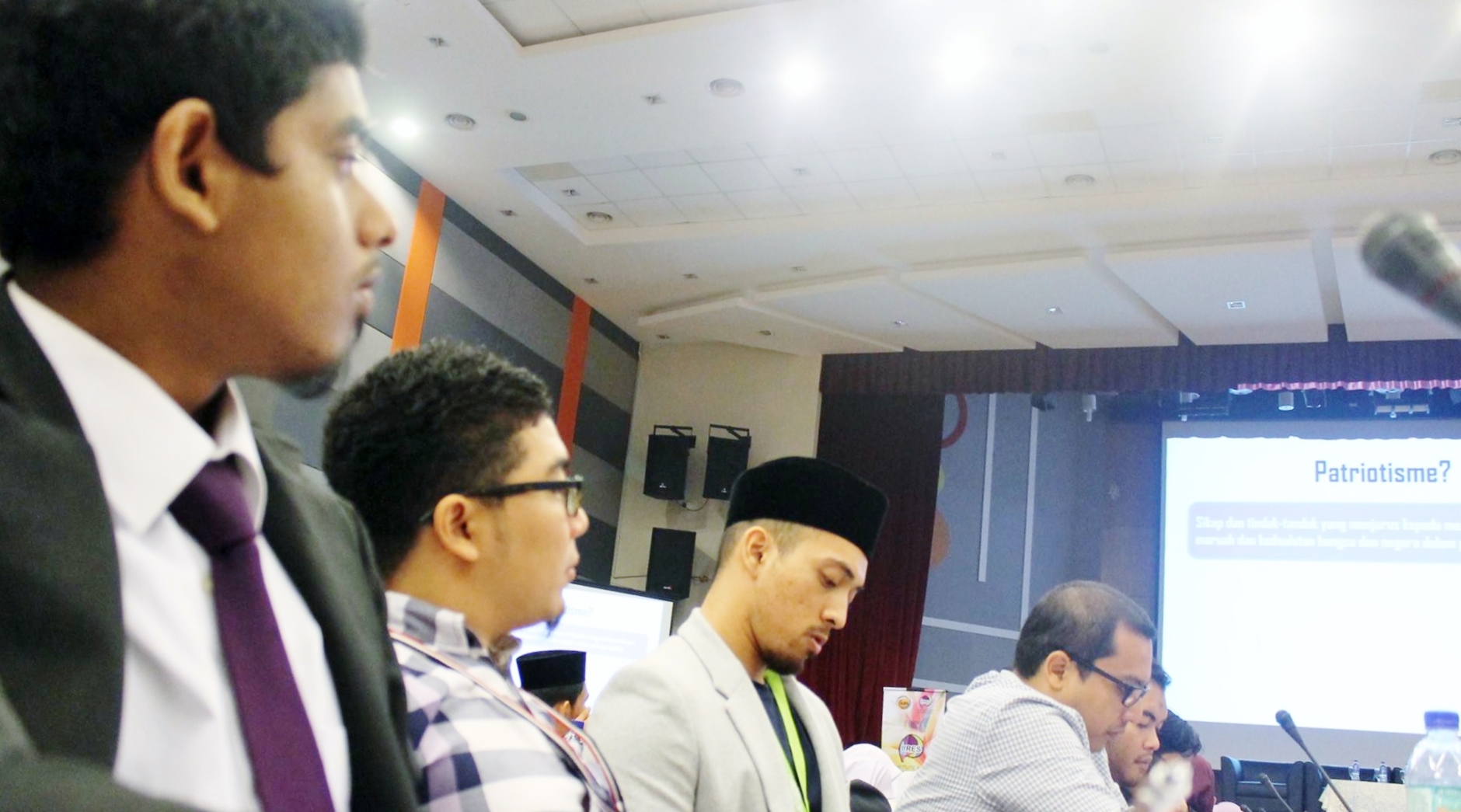 MEDIU Menyertai Persidangan Meja Bulat Belia :Patriotik Vs Integriti